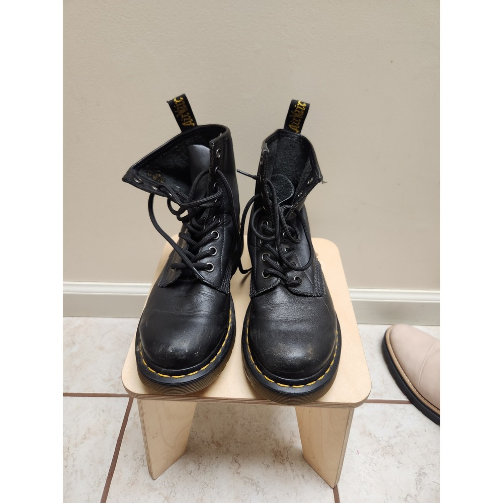 Dr Martens Black Leather Lace Up Boots Women US 6 Platform Airwair - Picture 2 of 6